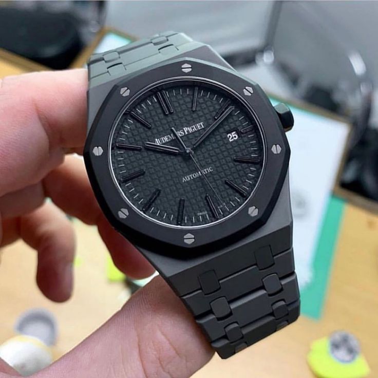 AUDEMARS PIGUET ROYAL OAK BLACK (CELL MODEL)
