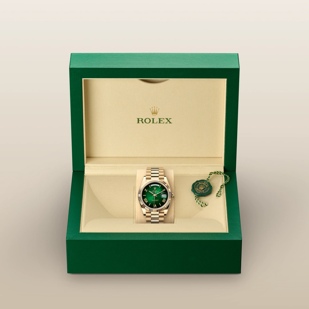 ROLEX DAY DATE GREEN GOLD (AUTOMATIC)