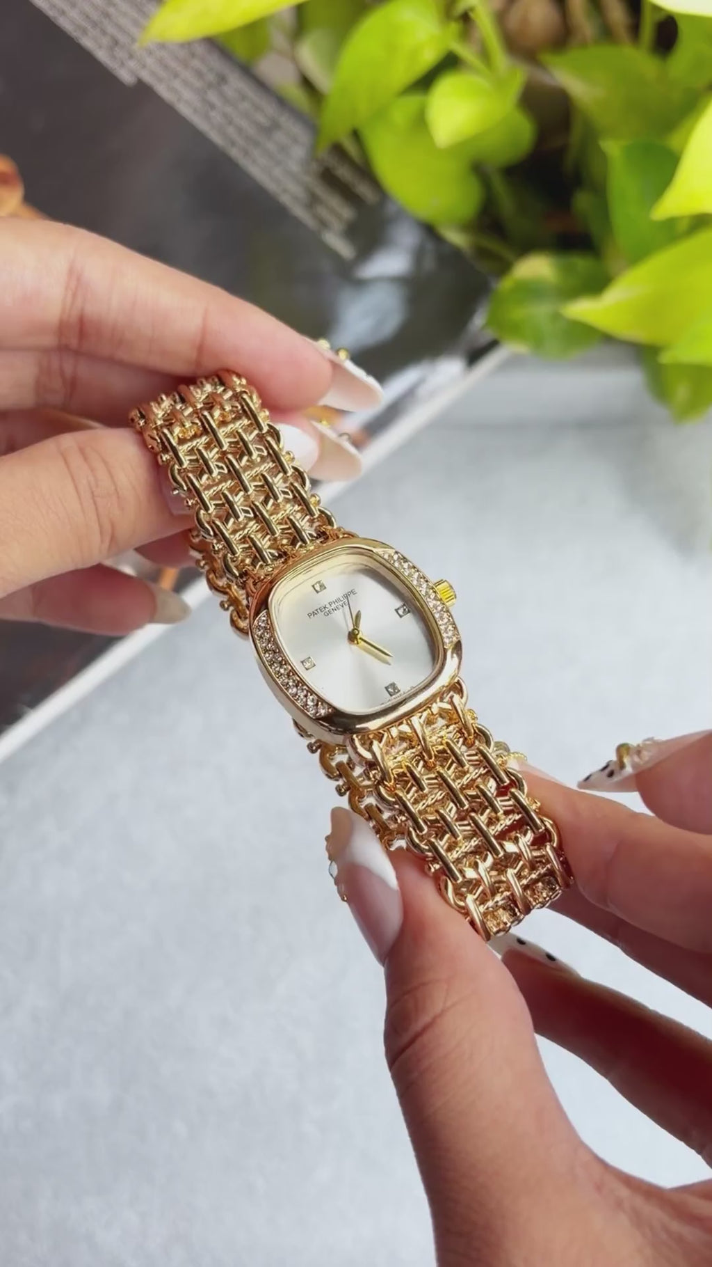 Patekphilipppe Ellipse Gold white