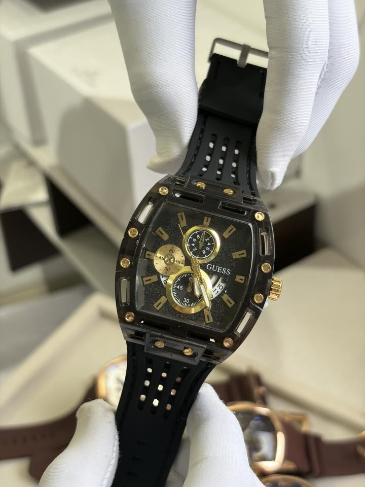 Guess Phoenix gw0499g6 Black-Gold 552
