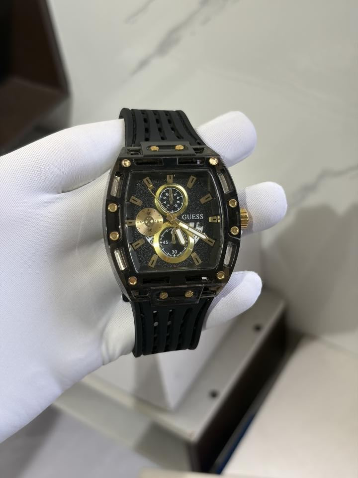 Guess Phoenix gw0499g6 Black-Gold 552