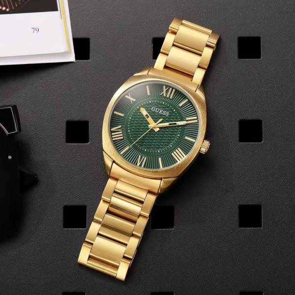 Guess Arc Champagne Round Dial Analog watch
