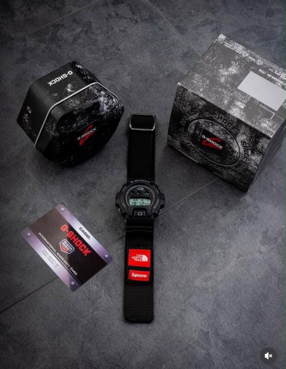 G SHOCK X SUPREME X NORTH FACE