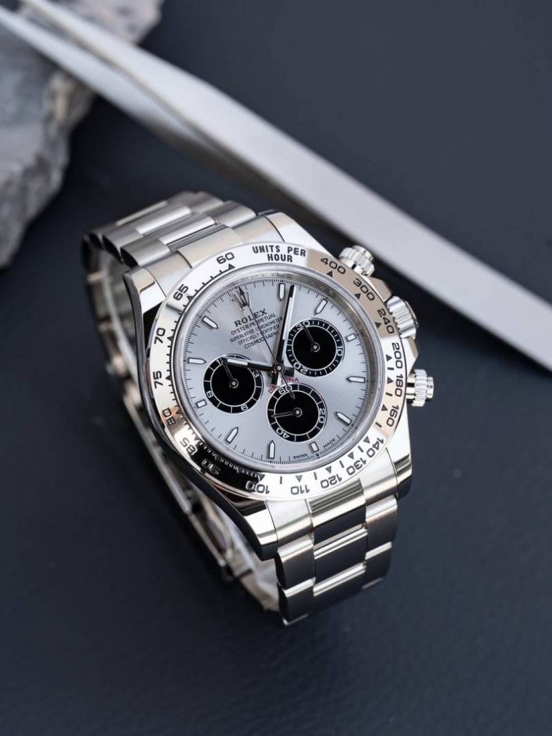 Rolex Daytona Oyster Perpetual Silver Grey Black Dial (ME)