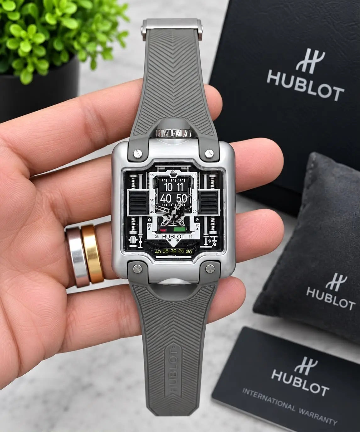 HUBLOT_SILVER-GREY