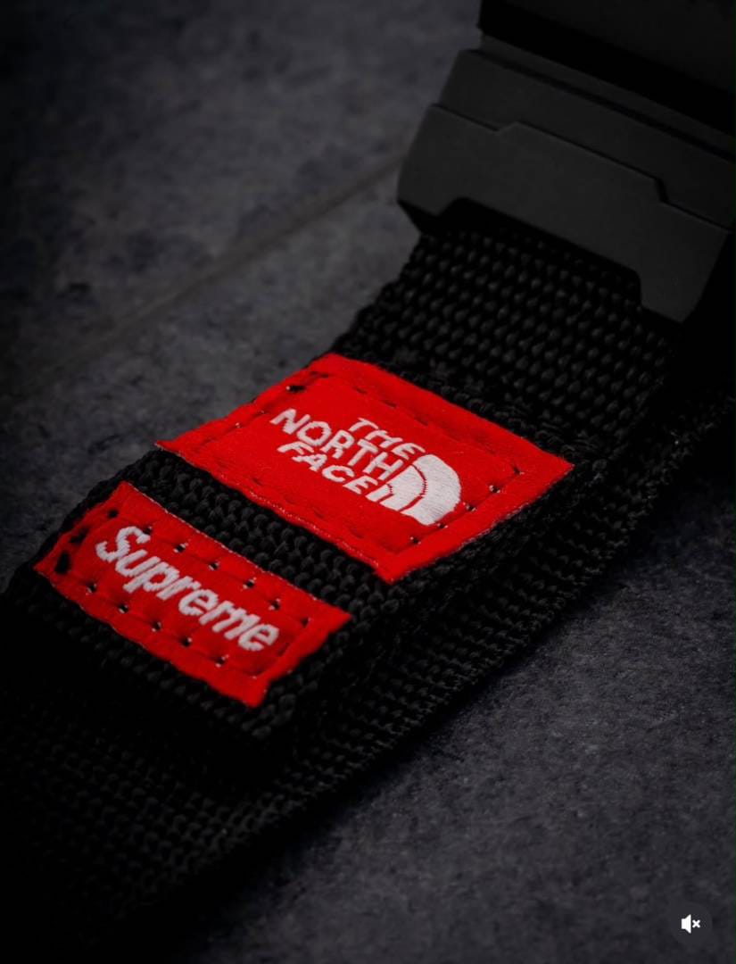 G SHOCK X SUPREME X NORTH FACE