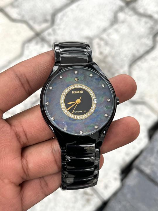 Rado true round